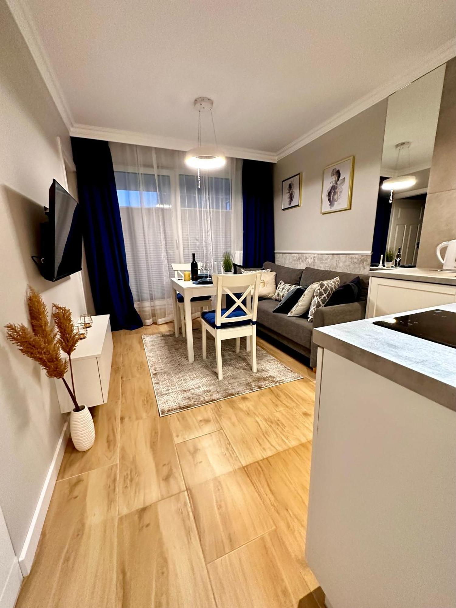Apartamenty Kielce- Klonowa Nad Zalewem, 1-14 Osob, Faktura, Parking, Centrum Eksteriør billede